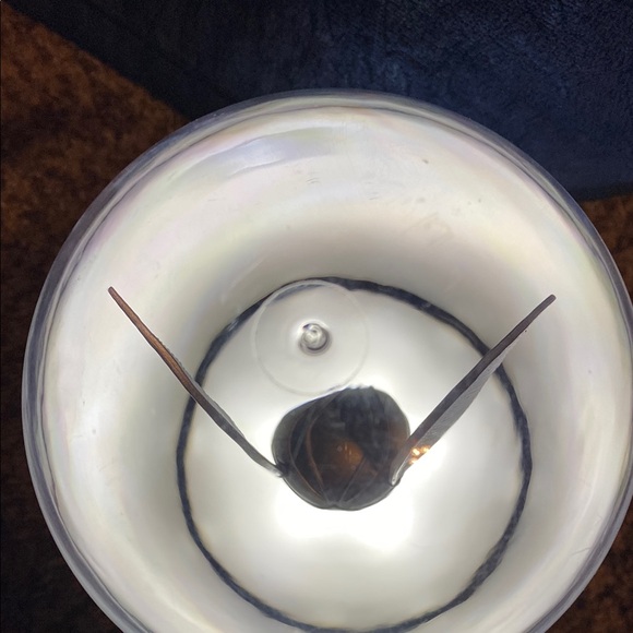 Harry Potter Golden Snitch USB Table Lamp, 8 Inches Tall - Picture 2 of 6